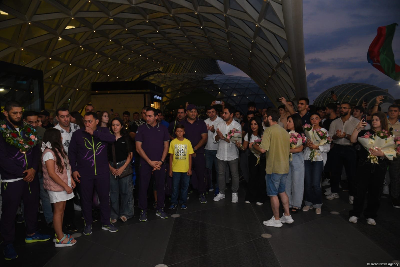 Azerbaijani team successfully performed at Olympic Games returns home (PHOTO/VIDEO)