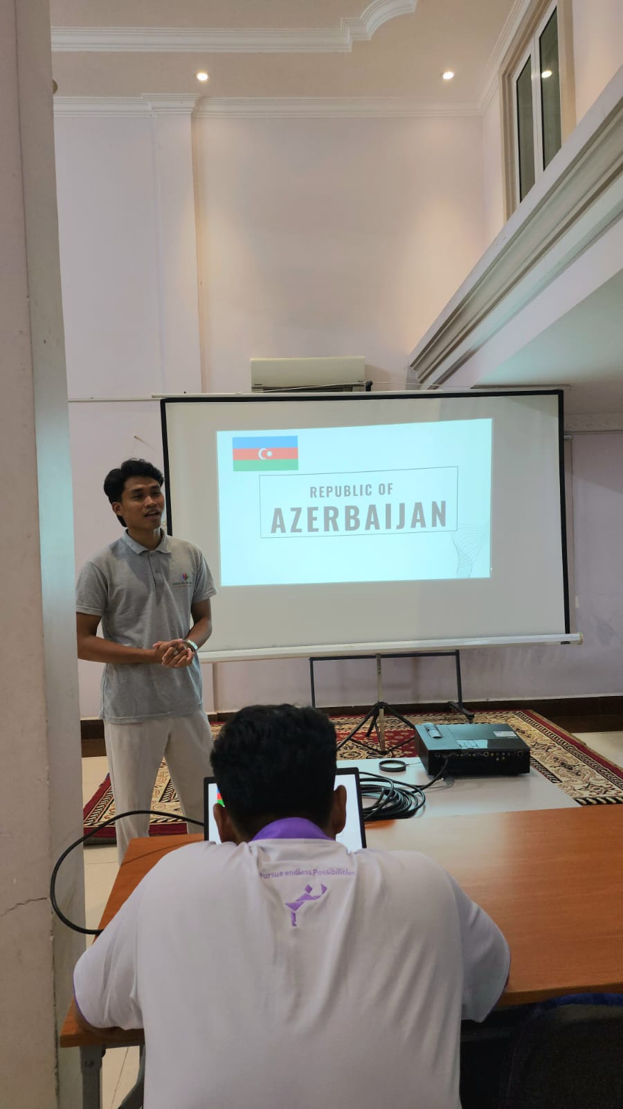 Fifth Cambodian diaspora youth summer camp participant presents on Azerbaijan (PHOTO)