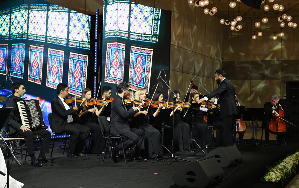 President Ilham Aliyev hosts reception for President Putin at Gulustan Palace (PHOTO/VIDEO)