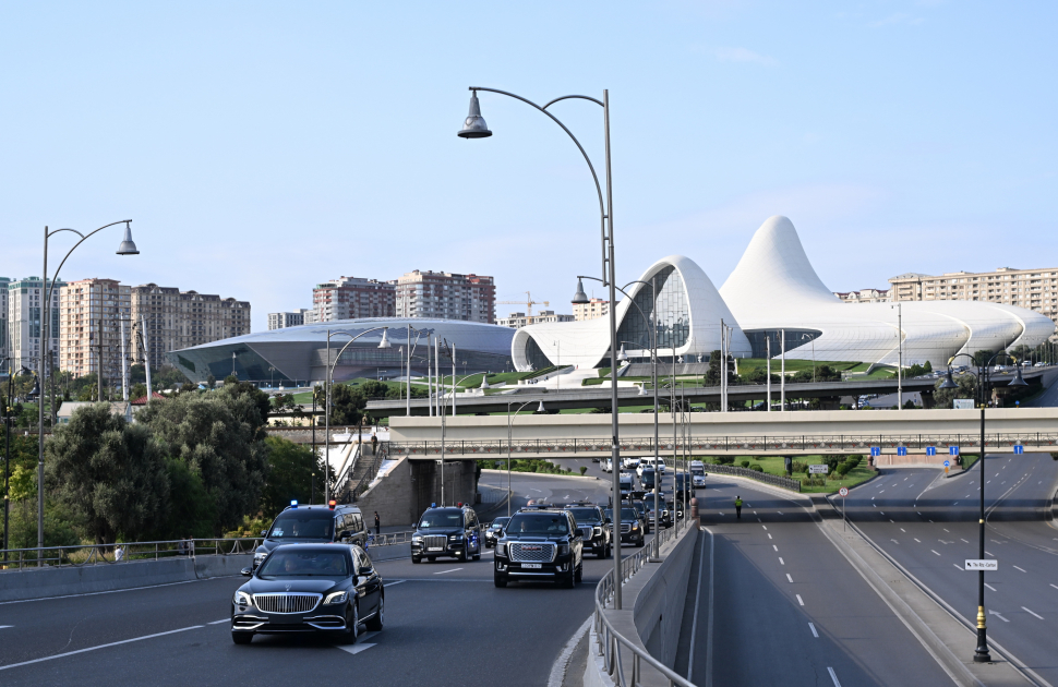 Presidents of Azerbaijan and Russia visit Baku White City (PHOTO/VIDEO)