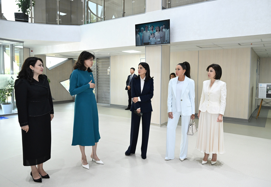 First Lady Mehriban Aliyeva, First Lady Ziroatkhon Mirziyoyeva visit “Mekhrli” school in Tashkent (PHOTO/VIDEO)