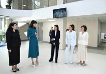 First Lady Mehriban Aliyeva, First Lady Ziroatkhon Mirziyoyeva visit “Mekhrli” school in Tashkent (PHOTO/VIDEO)