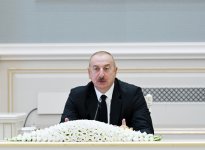 President Ilham Aliyev, President Shavkat Mirziyoyev hold meeting with representatives from business communities (PHOTO)
