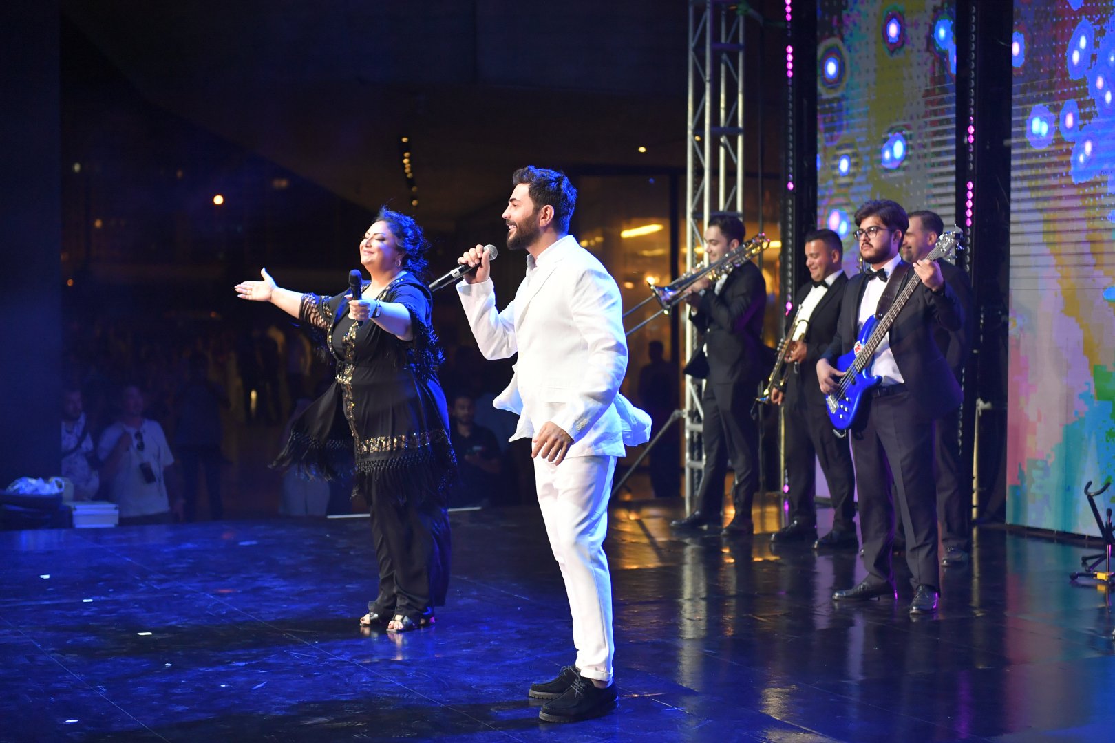 Final concert of Summer Festival held at Heydar Aliyev Center park (PHOTO/VIDEO)
