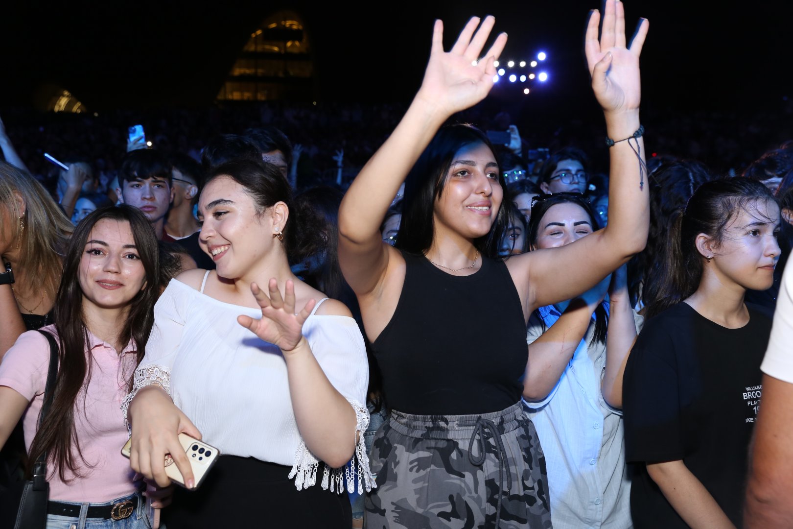 Final concert of Summer Festival held at Heydar Aliyev Center park (PHOTO/VIDEO)