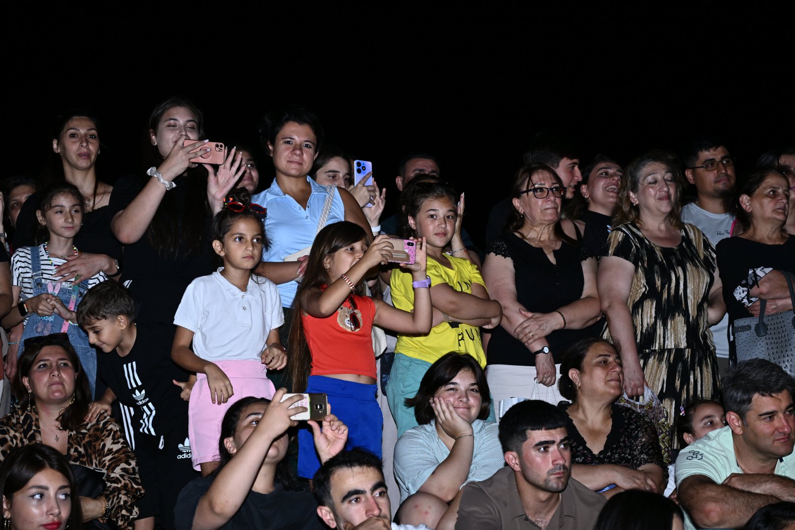 Final concert of Summer Festival held at Heydar Aliyev Center park (PHOTO/VIDEO)