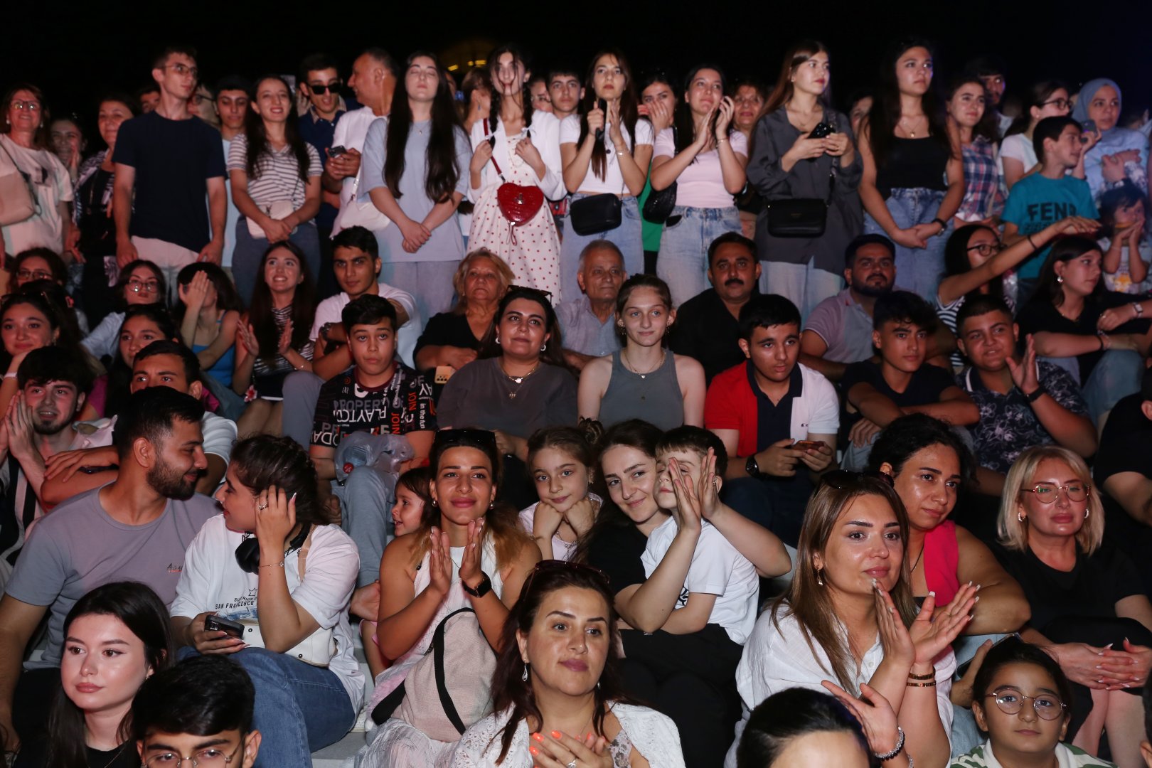 Final concert of Summer Festival held at Heydar Aliyev Center park (PHOTO/VIDEO)