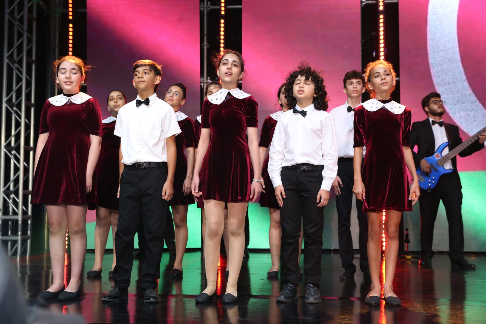 Final concert of Summer Festival held at Heydar Aliyev Center park (PHOTO/VIDEO)