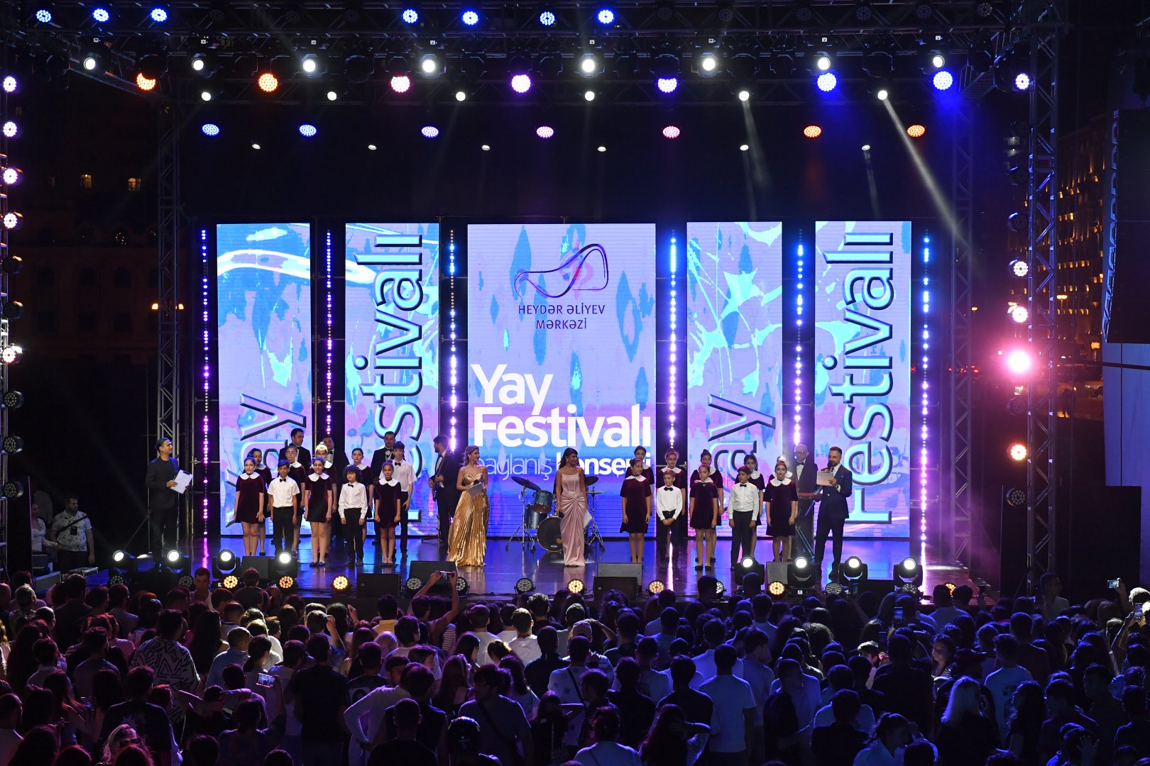 Final concert of Summer Festival held at Heydar Aliyev Center park (PHOTO/VIDEO)