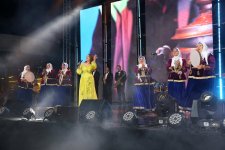 Final concert of Summer Festival held at Heydar Aliyev Center park (PHOTO/VIDEO)