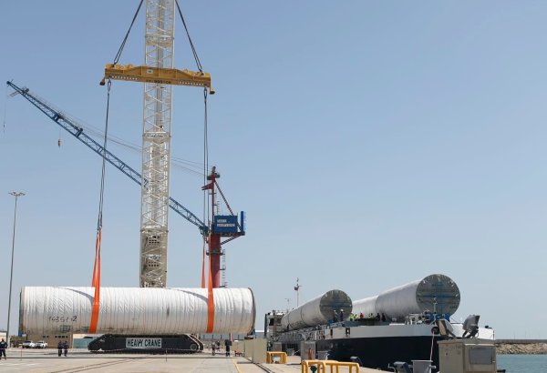 ACWA Power delivers first new generation wind turbine components to Azerbaijan