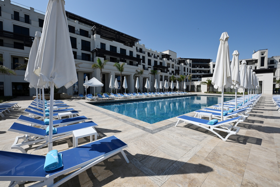 President Ilham Aliyev and First Lady Mehriban Aliyeva attend inauguration of LANDAU School and “The Grand” apart hotel at Sea Breeze Resort (PHOTO/VIDEO)