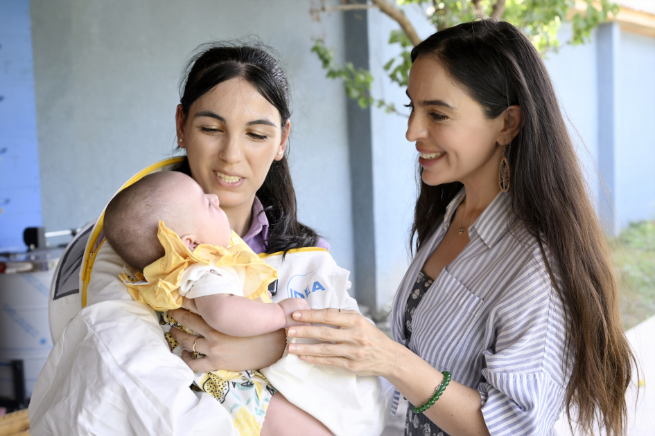 Vice-President of Heydar Aliyev Foundation Leyla Aliyeva meets participants of “Young beekeeper" project in Gabala (PHOTO)