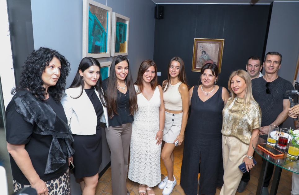 Exhibition of works by Bahraini artists opens in Baku (PHOTO)
