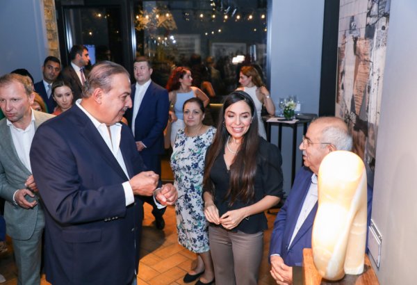 Exhibition of works by Bahraini artists opens in Baku (PHOTO)