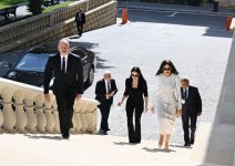 President Ilham Aliyev, First Lady Mehriban Aliyeva, their daughter Leyla Aliyeva cast votes in parliamentary elections (PHOTO/VIDEO)