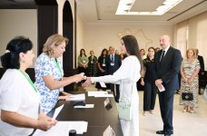 President Ilham Aliyev, First Lady Mehriban Aliyeva, their daughter Leyla Aliyeva cast votes in parliamentary elections (PHOTO/VIDEO)