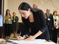 President Ilham Aliyev, First Lady Mehriban Aliyeva, their daughter Leyla Aliyeva cast votes in parliamentary elections (PHOTO/VIDEO)