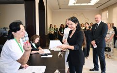 President Ilham Aliyev, First Lady Mehriban Aliyeva, their daughter Leyla Aliyeva cast votes in parliamentary elections (PHOTO/VIDEO)