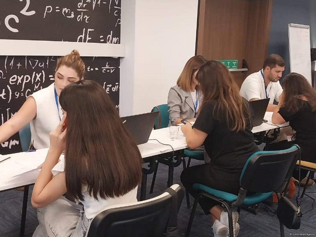 Italian SWG S.p.A. conducts exit poll for parliamentary election in Azerbaijan (PHOTO)
