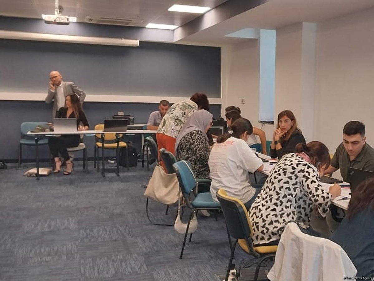 Italian SWG S.p.A. conducts exit poll for parliamentary election in Azerbaijan (PHOTO)