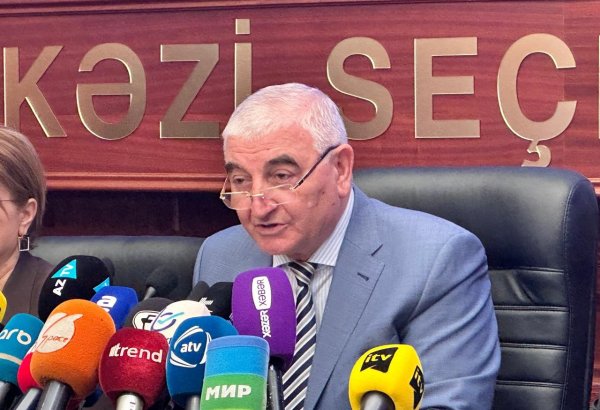 Azerbaijani CEC reveals number of accredited observers for municipal election