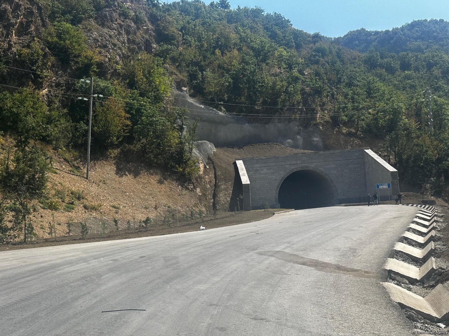 Azerbaijan weighs progress of Toghanaly-Kalbajar-Istisu highway (PHOTO)