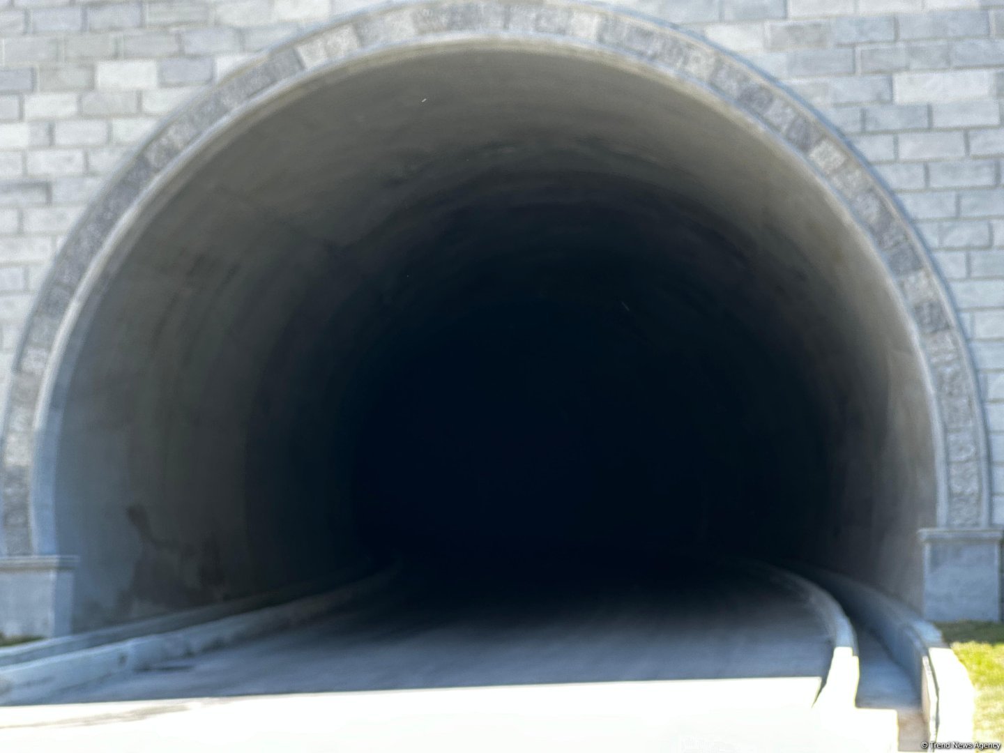 Azerbaijan weighs progress of Toghanaly-Kalbajar-Istisu highway (PHOTO)