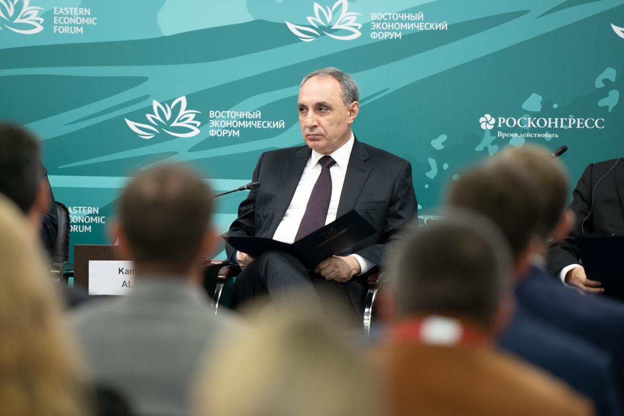 Azerbaijani prosecutor general addresses Eastern Economic Forum in Russia (PHOTO)