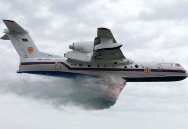Azerbaijani amphibious aircraft proceeds with wildfire combating efforts in Türkiye (VIDEO)