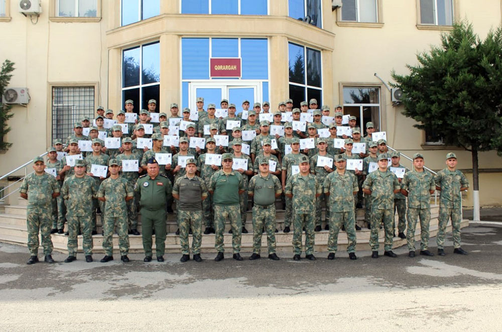 Azerbaijani air force marks graduation ceremony at training center