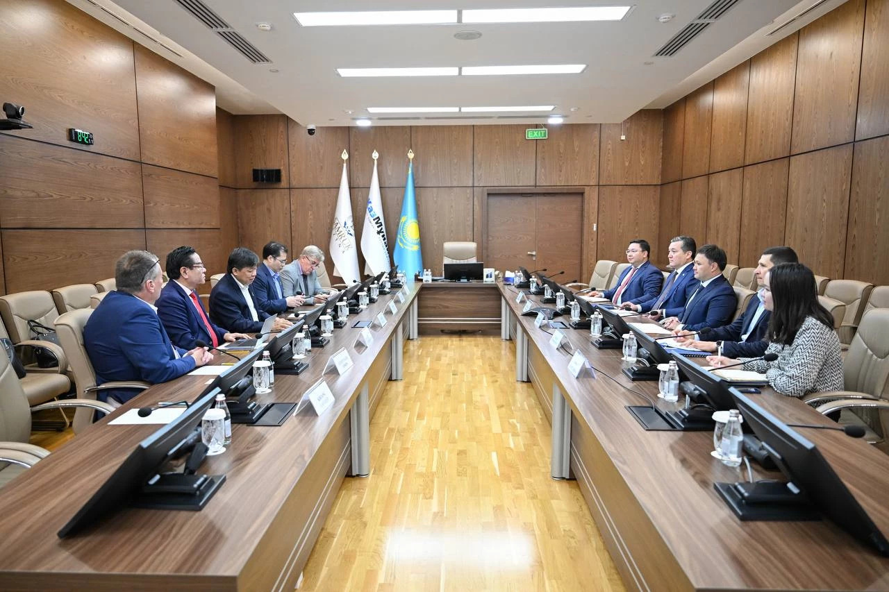 KazMunayGas, SOVICO Group discuss sustainable aviation fuel production projects
