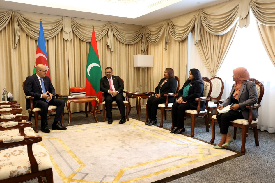 Azerbaijani ambassador submits credentials to President of Maldives (PHOTO)