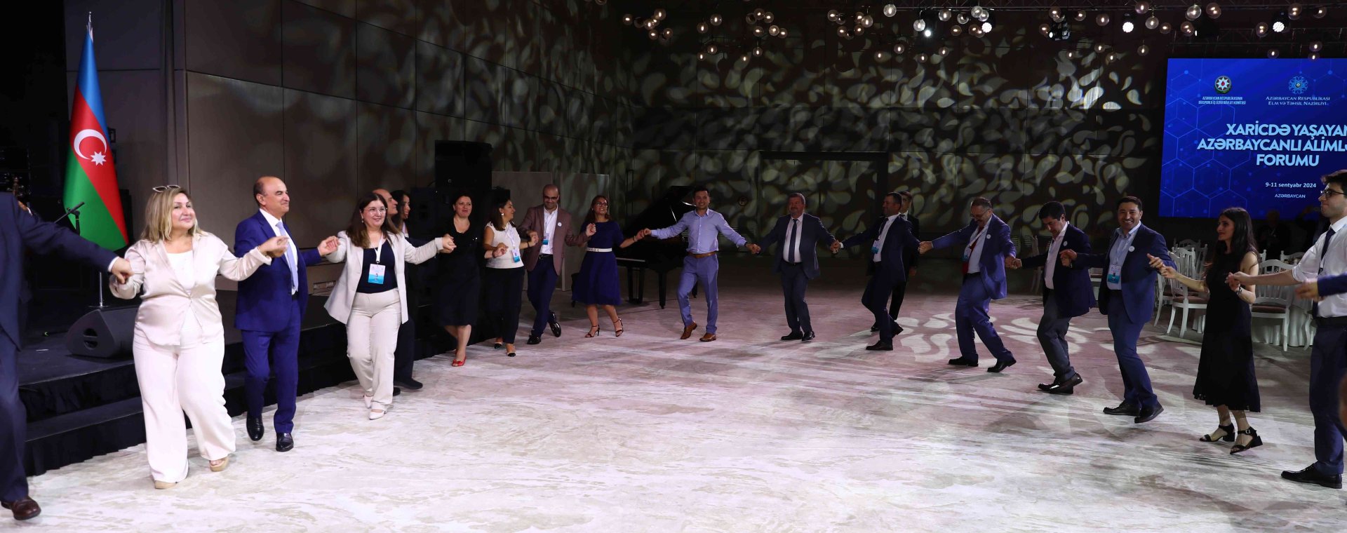Forum of Azerbaijani Scientists Living Abroad hosts cultural event for entrants (PHOTO)