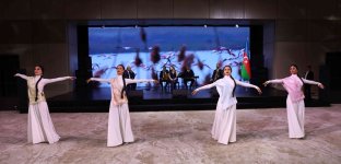 Forum of Azerbaijani Scientists Living Abroad hosts cultural event for entrants (PHOTO)