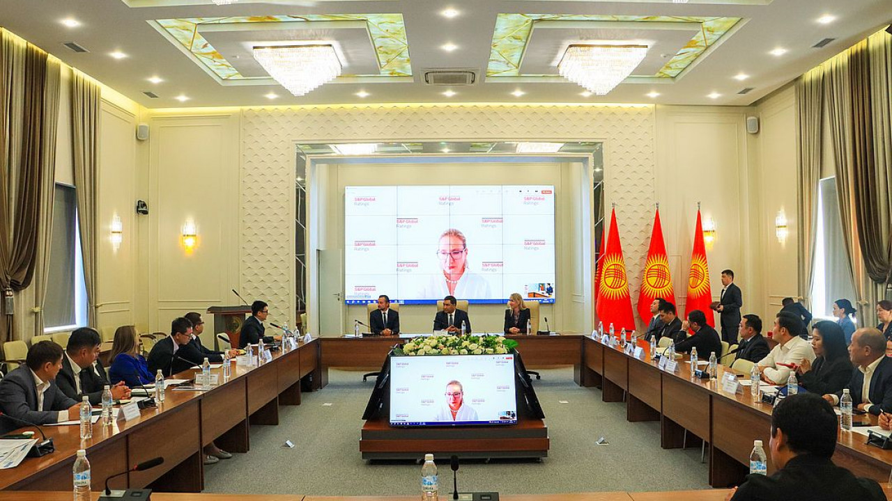 Kyrgyzstan signs agreements with Oppenheimer Europe, Fitch Ratings