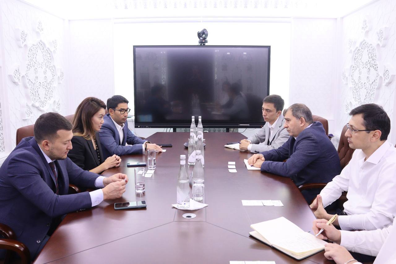 Toshkent Republican Stock Exchange, EDB discuss dev't of Uzbekistan’s capital market