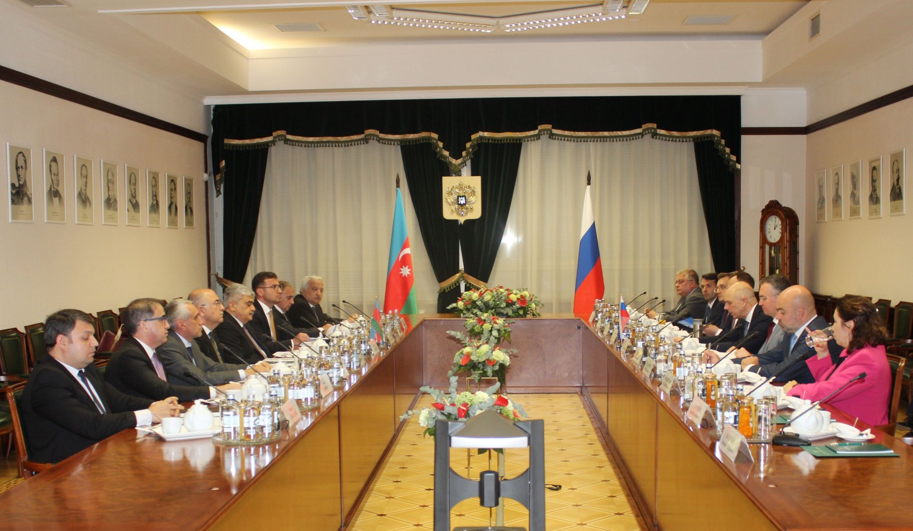 First meeting of Azerbaijani-Russian financial dialogue takes place (PHOTO)