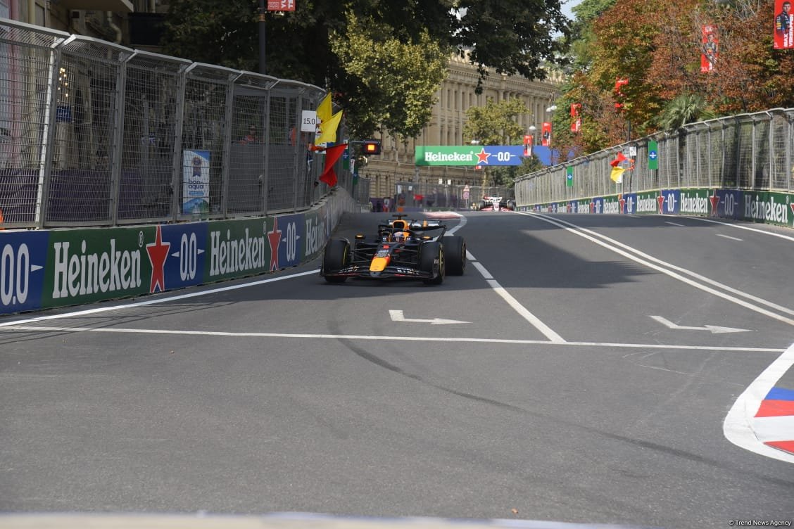 Practice sessions of Formula 1 Grand Prix teams wrap up in Baku (PHOTO/VIDEO)