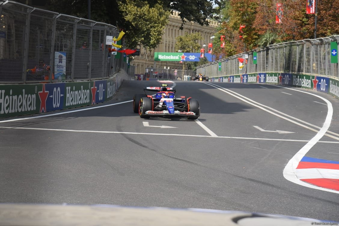 Practice sessions of Formula 1 Grand Prix teams wrap up in Baku (PHOTO/VIDEO)