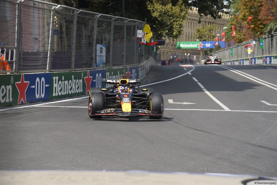 Practice sessions of Formula 1 Grand Prix teams wrap up in Baku (PHOTO/VIDEO)