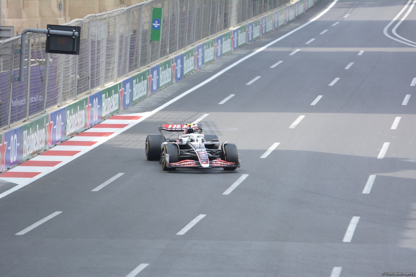 FIA Formula 2 qualifying session wraps up in Baku (PHOTO)