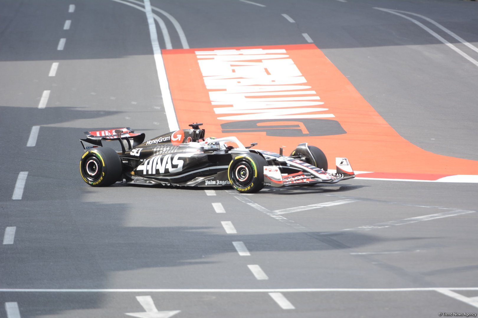 FIA Formula 2 qualifying session wraps up in Baku (PHOTO)