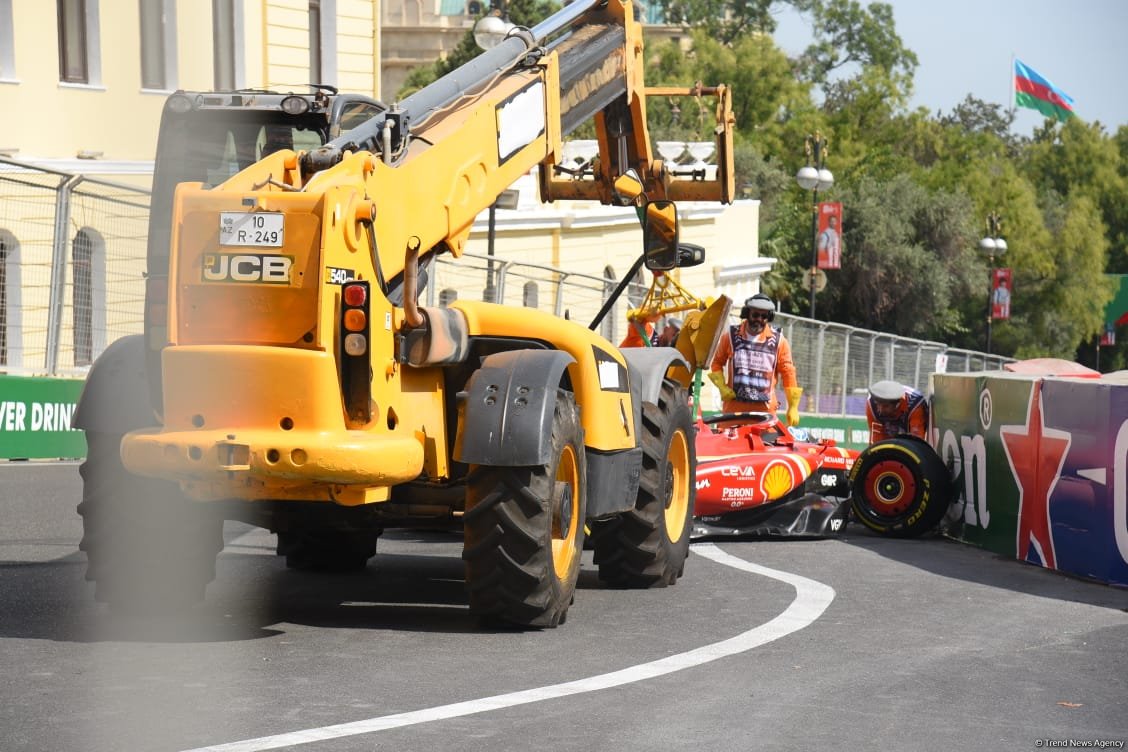 Major crash shakes up practice sessions at Formula 1 Azerbaijan Grand Prix (PHOTO)