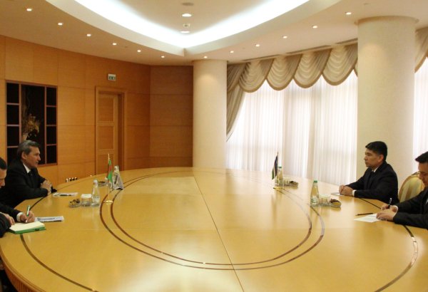 Uzbek ambassador concludes his diplomatic mission in Turkmenistan