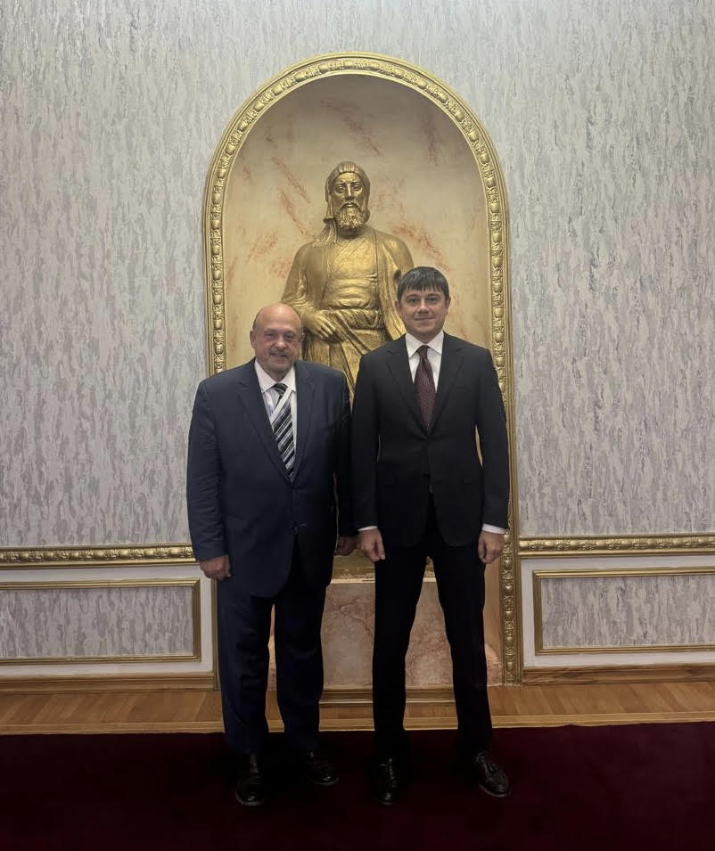 Ontario provincial delegate on visit to Azerbaijan for mental health collaboration (PHOTO)