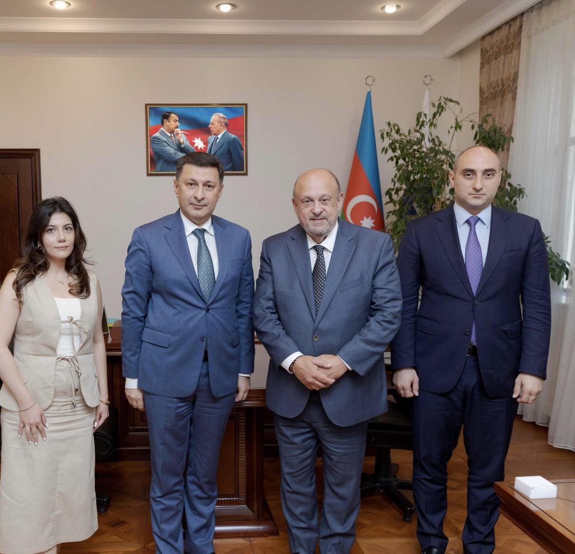 Ontario provincial delegate on visit to Azerbaijan for mental health collaboration (PHOTO)