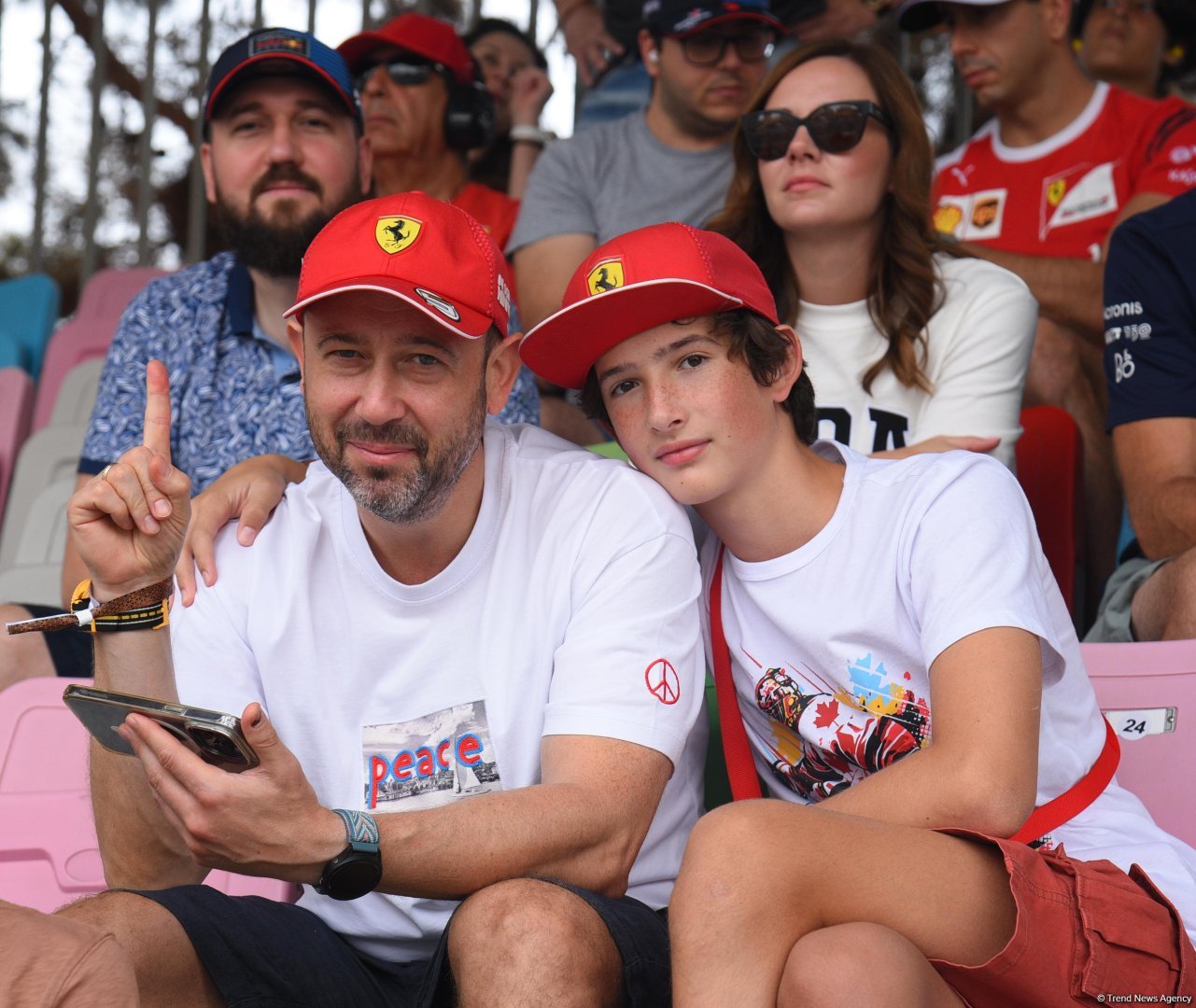 Interesting shots from Formula 1 spectator stands in Azerbaijan's Baku (PHOTO)