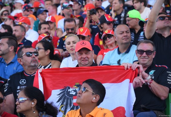 Interesting shots from Formula 1 spectator stands in Azerbaijan's Baku (PHOTO)