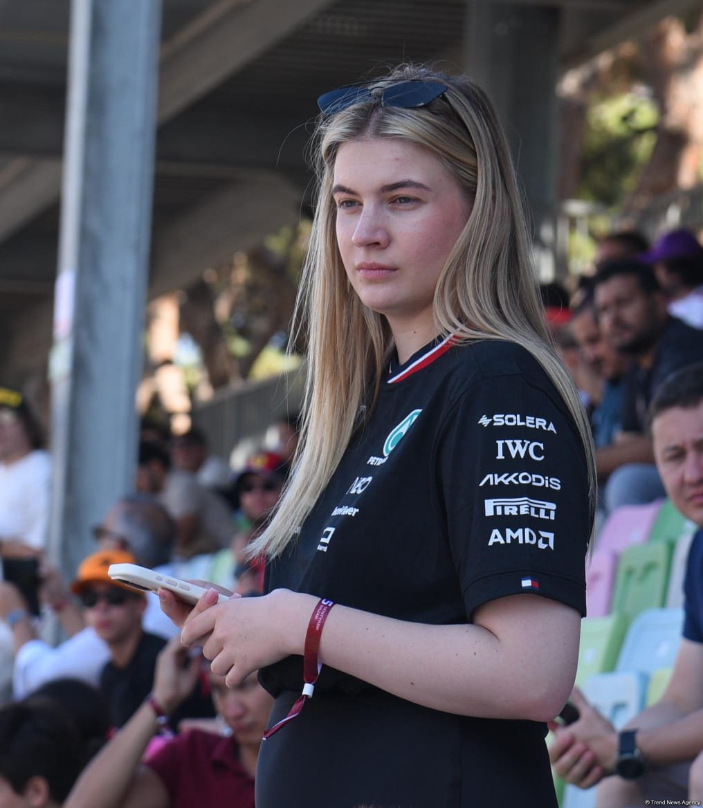 Interesting shots from Formula 1 spectator stands in Azerbaijan's Baku (PHOTO)